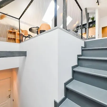 The Nest - Downtown Loft